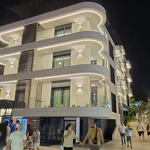 Hotel Lion Gate ***